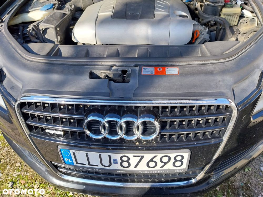 Audi Q7 - 8
