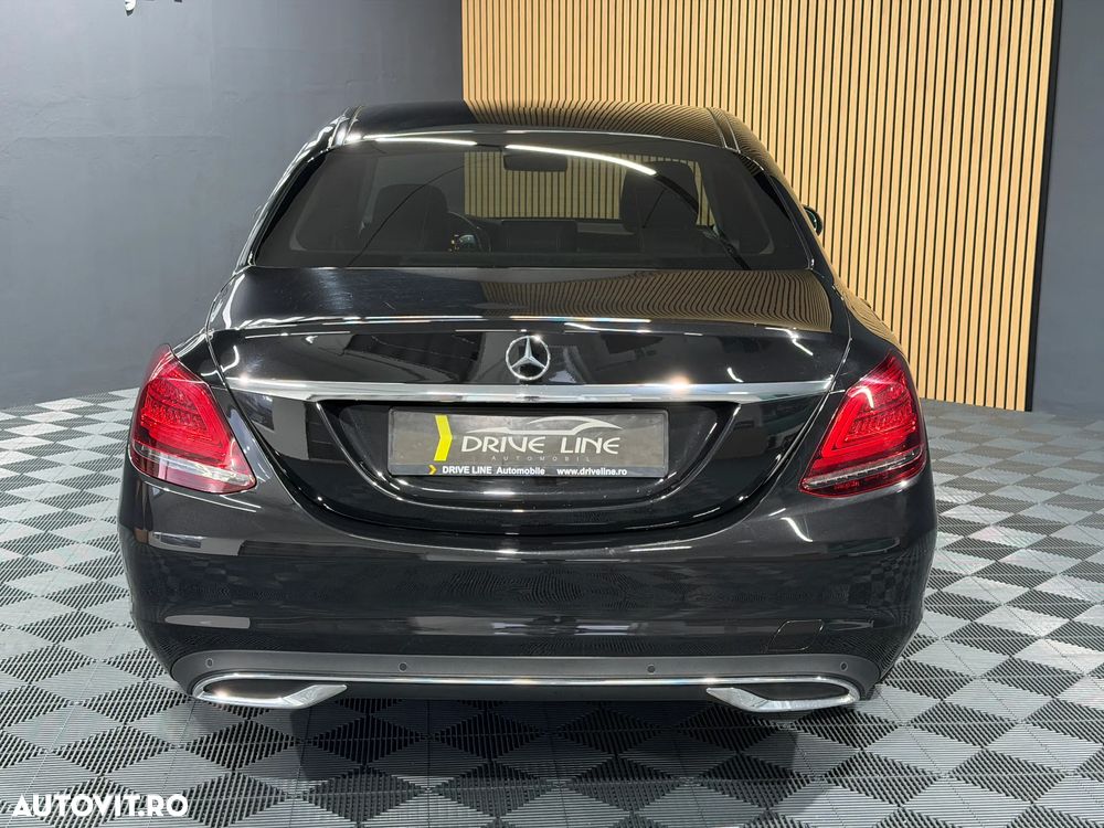 Mercedes-Benz C - 7