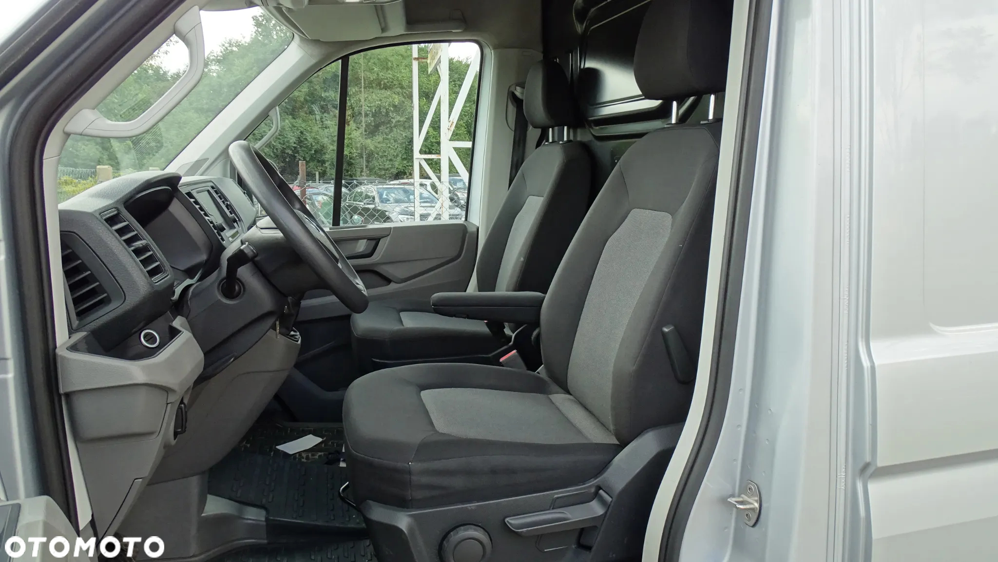 Volkswagen Crafter - 12