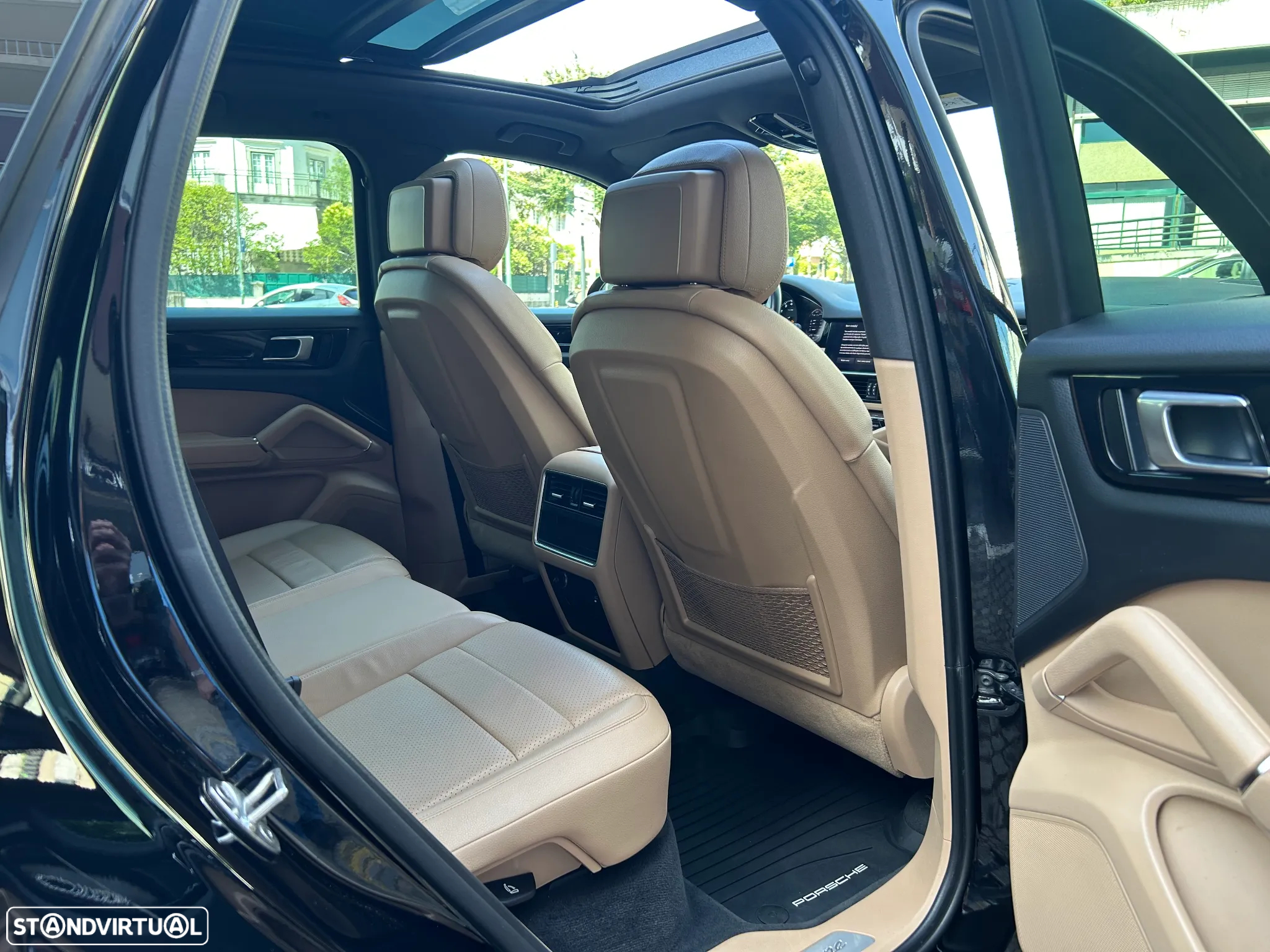 Porsche Cayenne E-Hybrid - 8