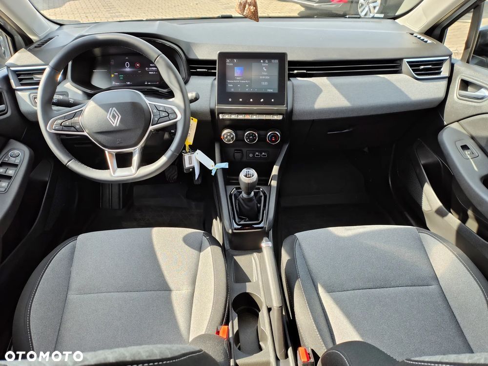 Renault Clio - 11