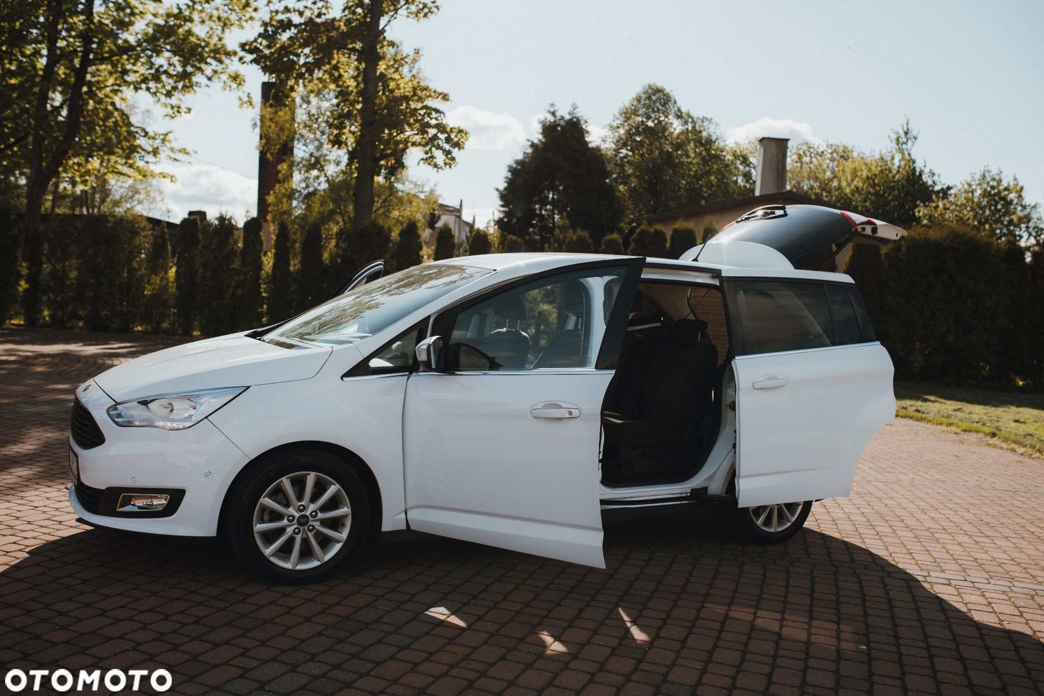 Ford Grand C-MAX - 9