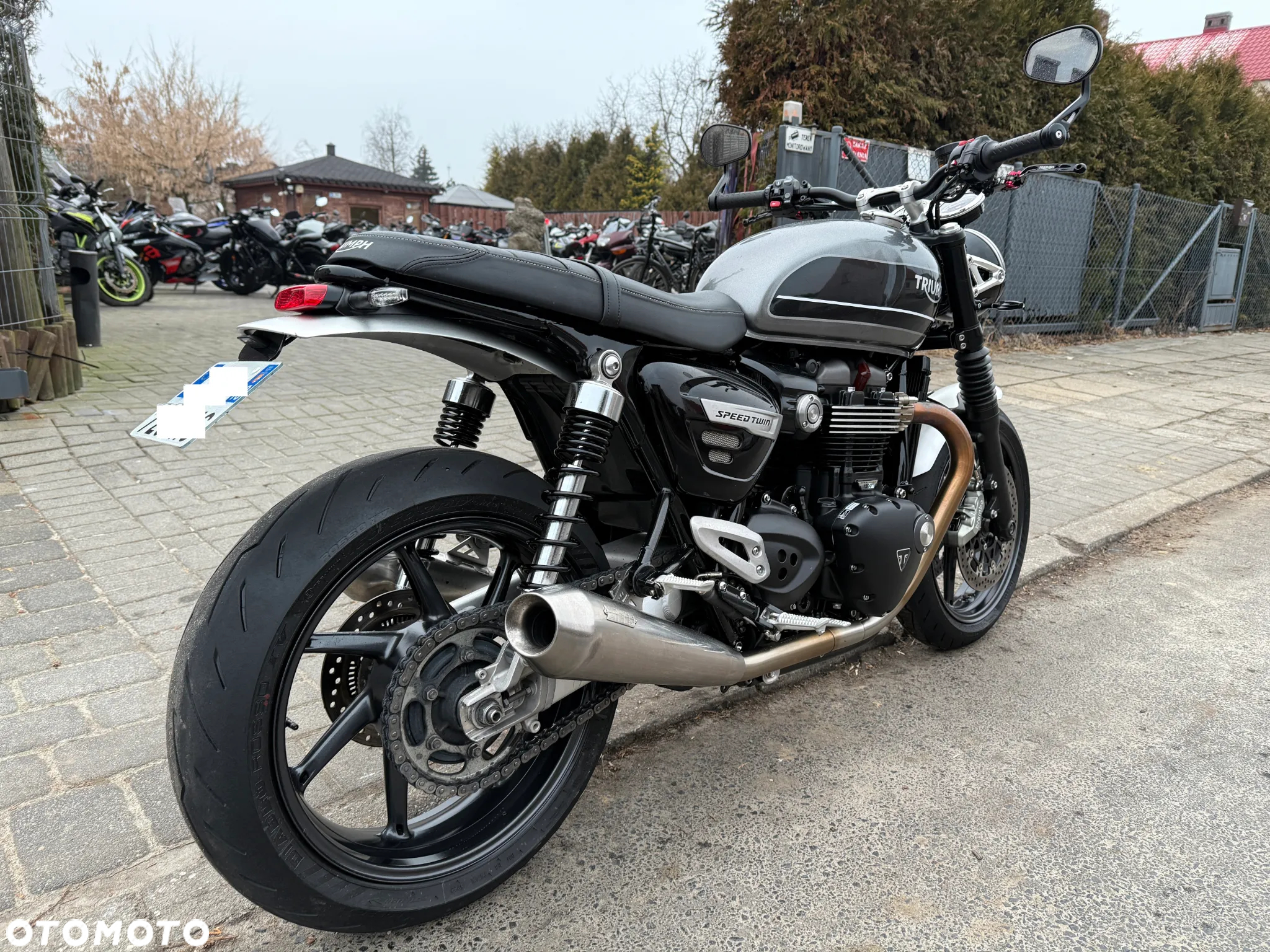 Triumph Speed Twin - 8