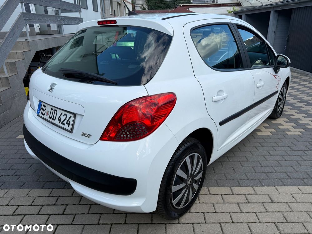Peugeot 207 - 7
