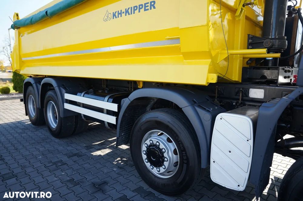 MAN TGS 41.440 / 8x8 / AUTOBASCULANTĂ CU BASCULARE PE SPATE - 5,9 M / CUTIE DE VITEZE MANUALĂ / - 20