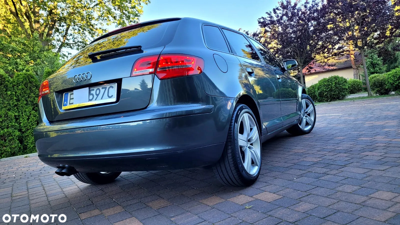 Audi A3 2.0 TDI Sportback DSG Ambiente - 31