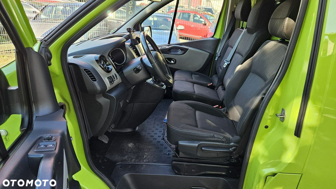 Renault Trafic - 18