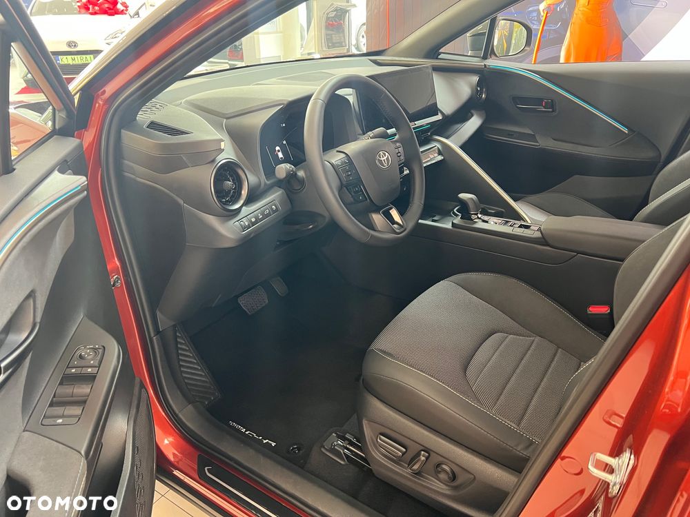 Toyota C-HR - 7