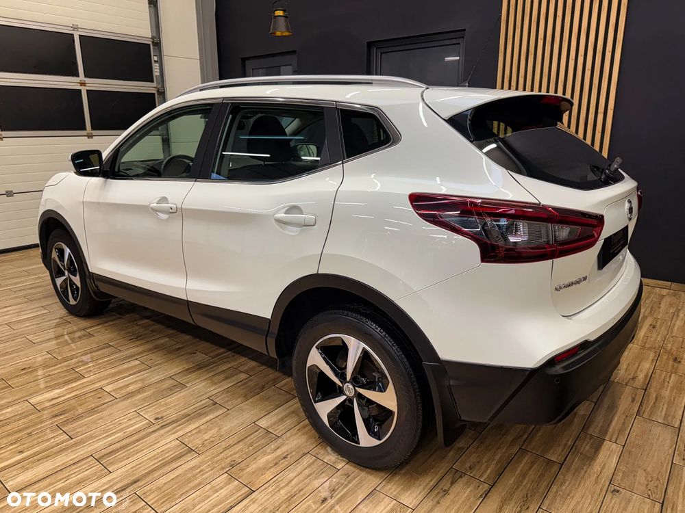 Nissan Qashqai - 10