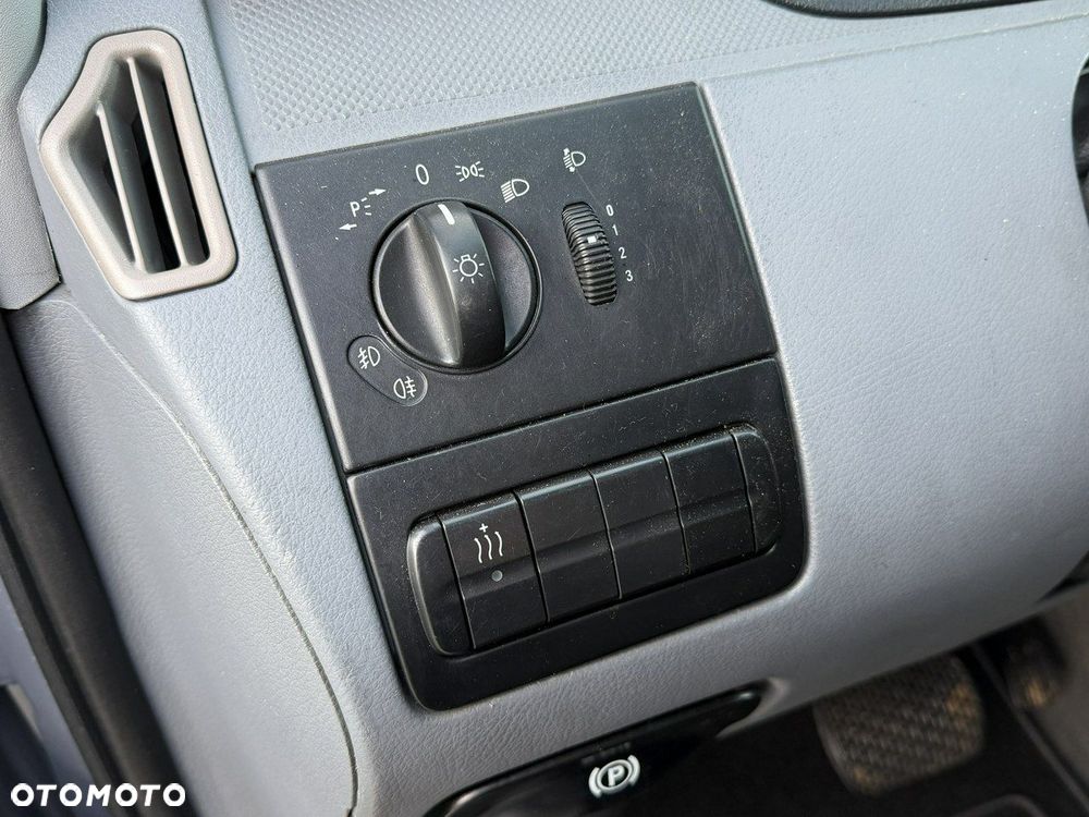Mercedes-Benz Vito - 10