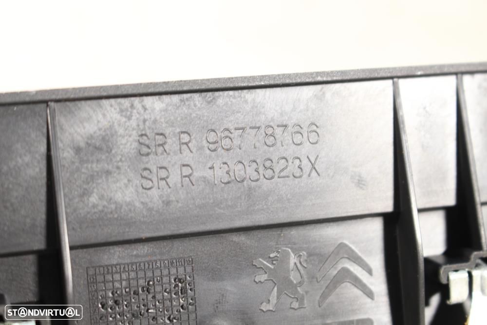 Arejador / Difusor De Ar Peugeot 308 Ii  96778766/ Saída De Ar Lateral - 7