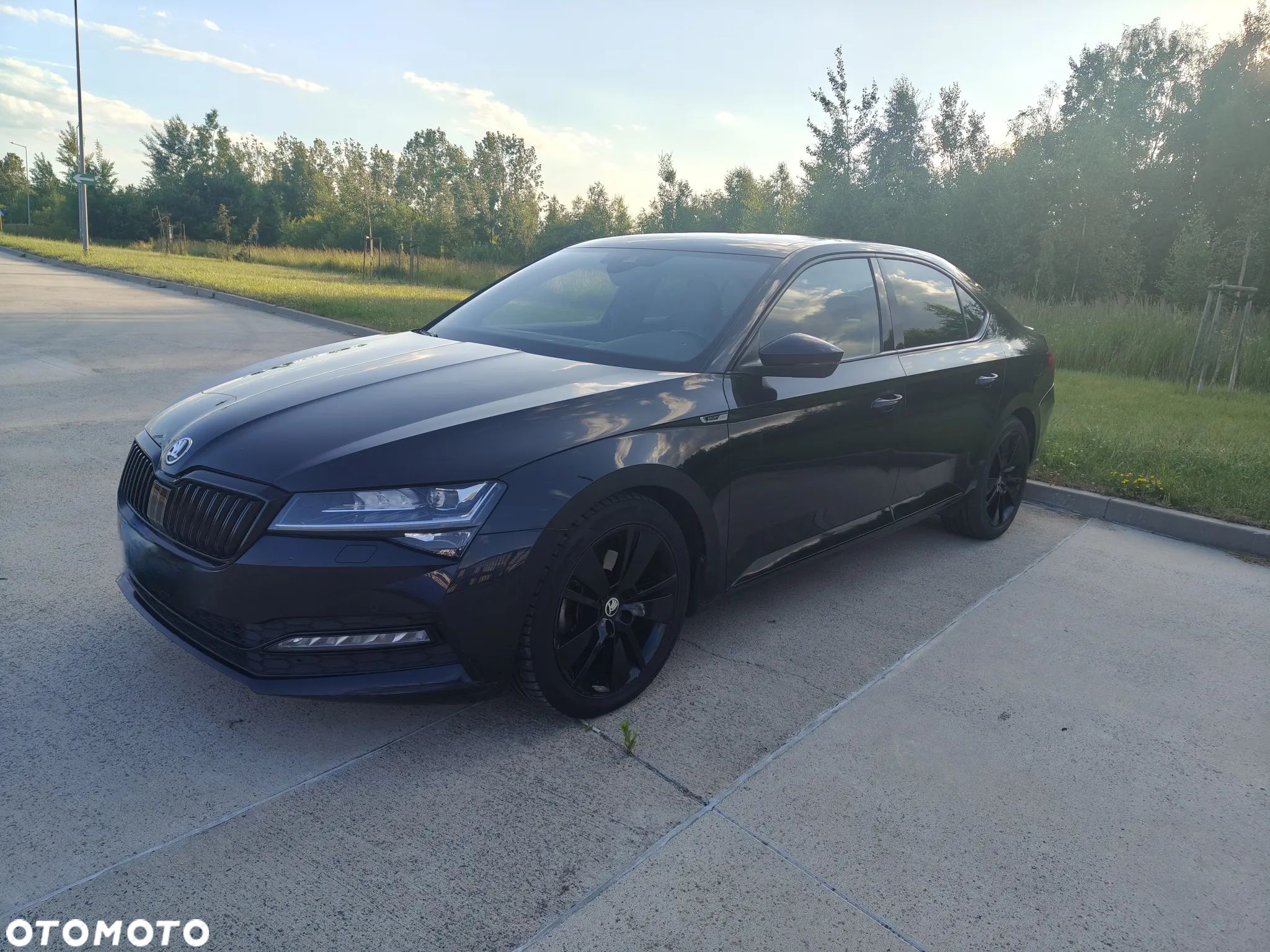 Skoda Superb 2.0 TDI SCR Sportline DSG - 1
