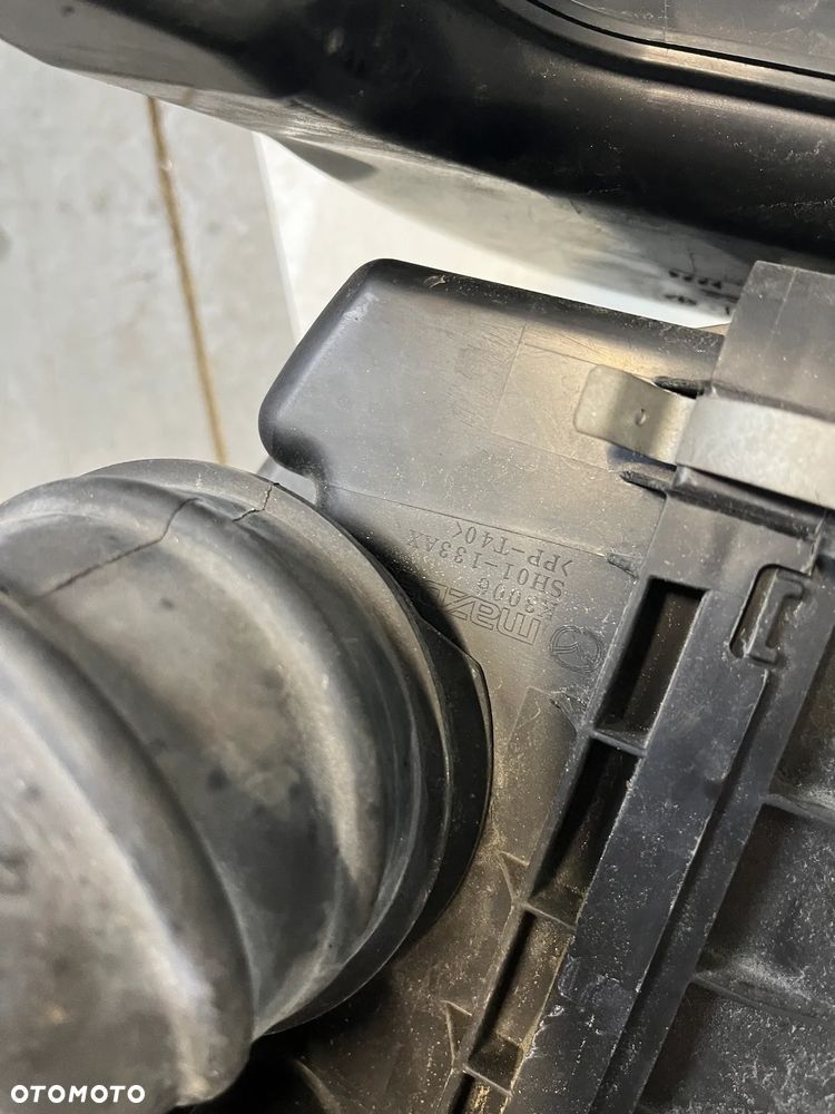 MAZDA CX5 SH01-133AX  OBUDOWA FILTRA POWIETRZA - 4