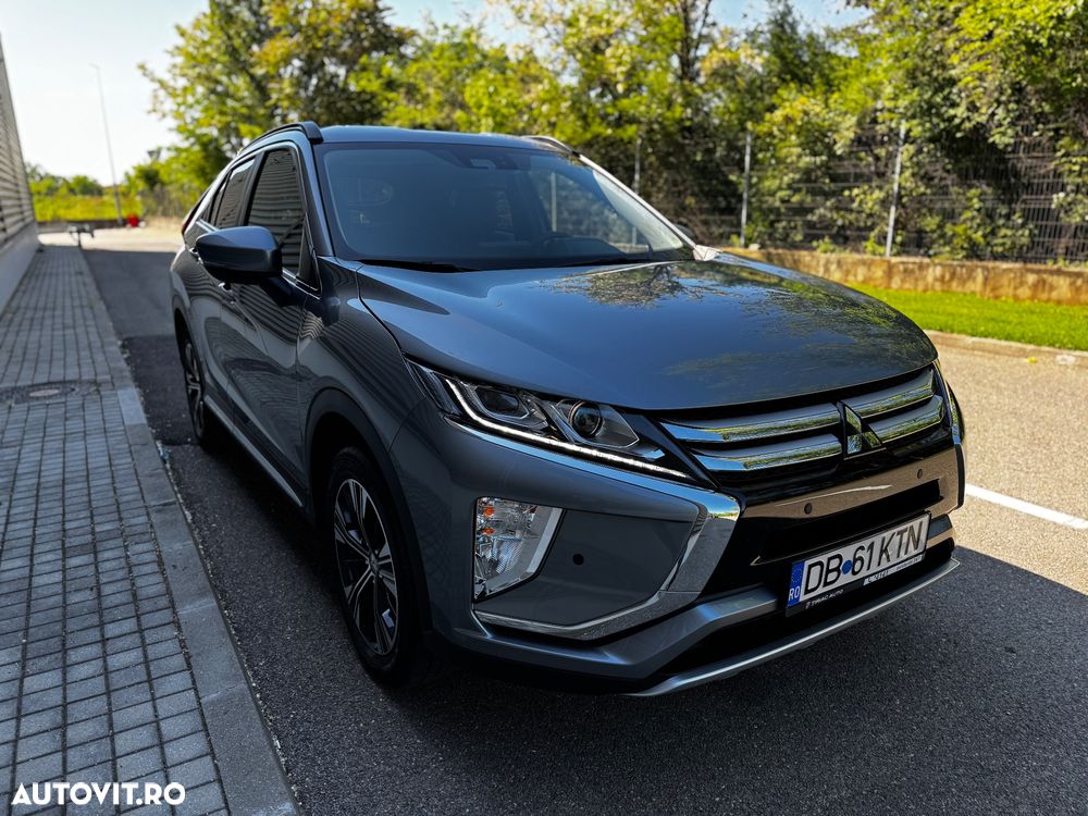 Mitsubishi Eclipse-Cross 1.5-litre 16-valve DOHC MIVEC 4X4 Intense+ Aut. - 3