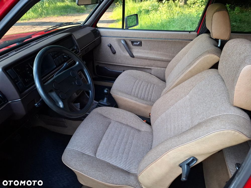 Volkswagen Golf 1.3 CL - 20