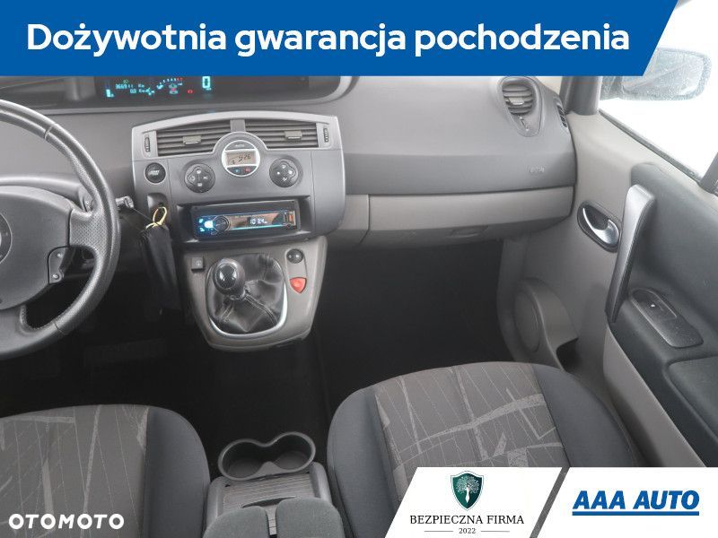 Renault Grand Scenic - 10