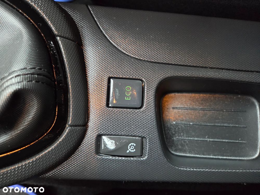 Renault Clio Energy TCe 90 Start & Stop Luxe - 27