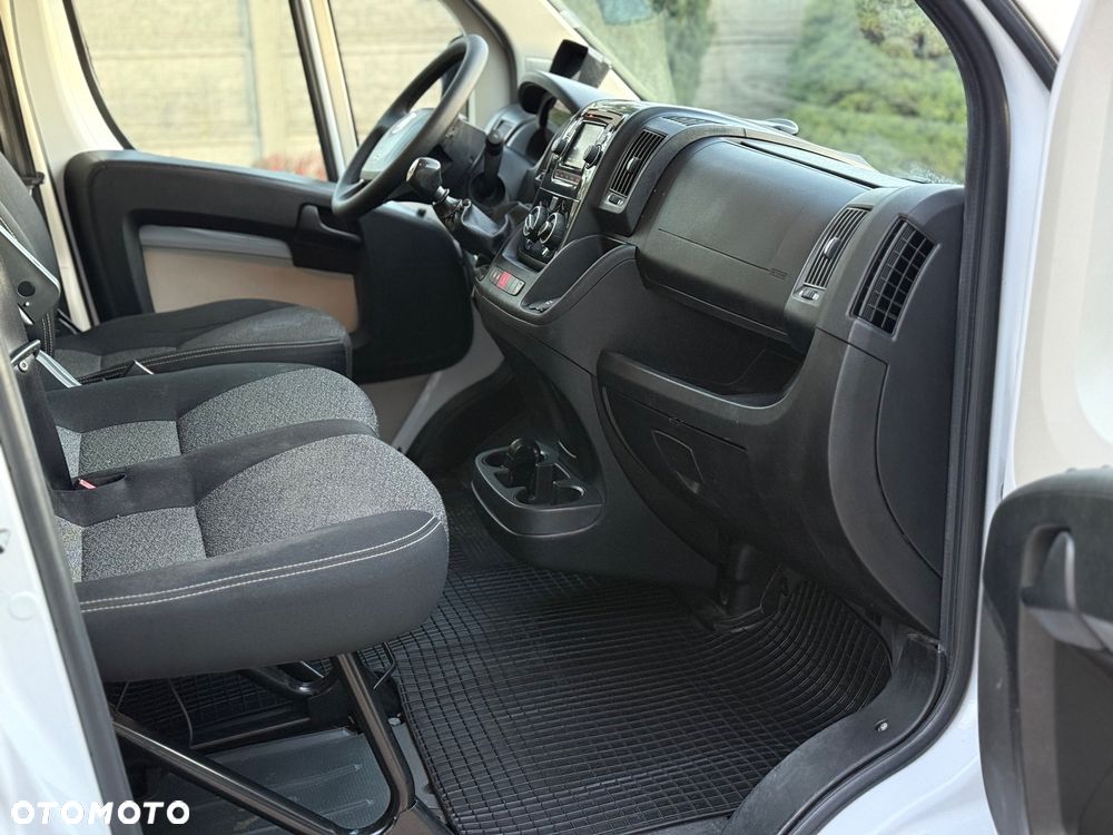 Fiat Ducato 2,3 Mulijet 130KM. 1. Rej 2017. 170 t.km. Kontener + winda - 11