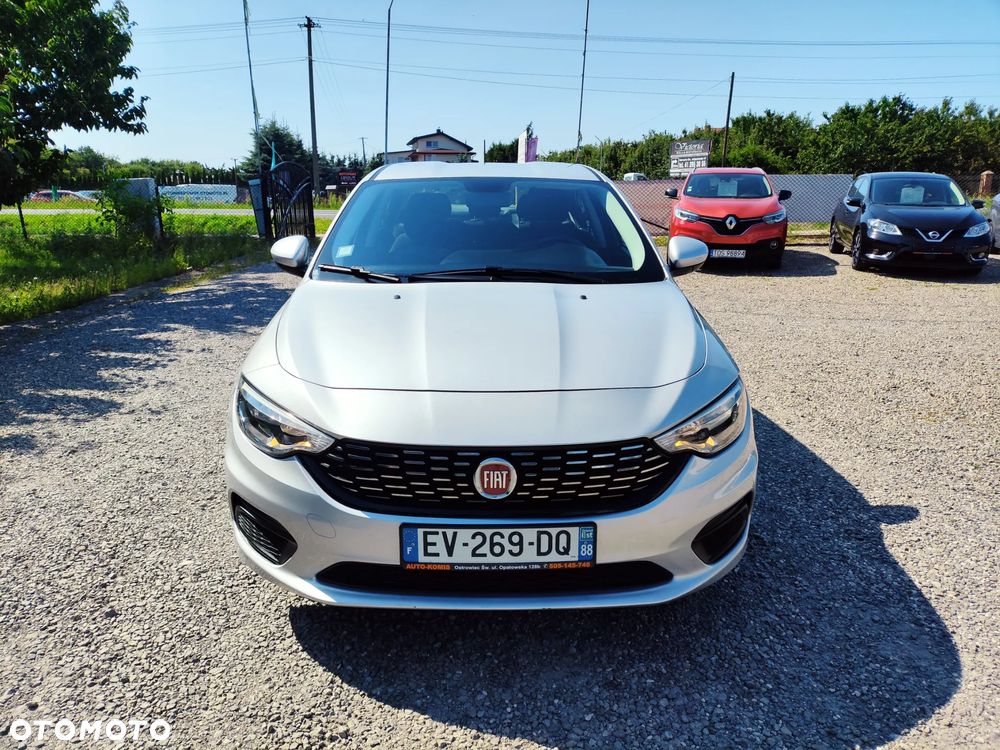 Fiat Tipo 1.4 16V Easy EU6d - 10