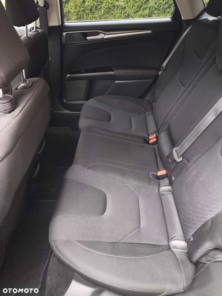 Ford Mondeo 2.0 TDCi Titanium PowerShift - 17
