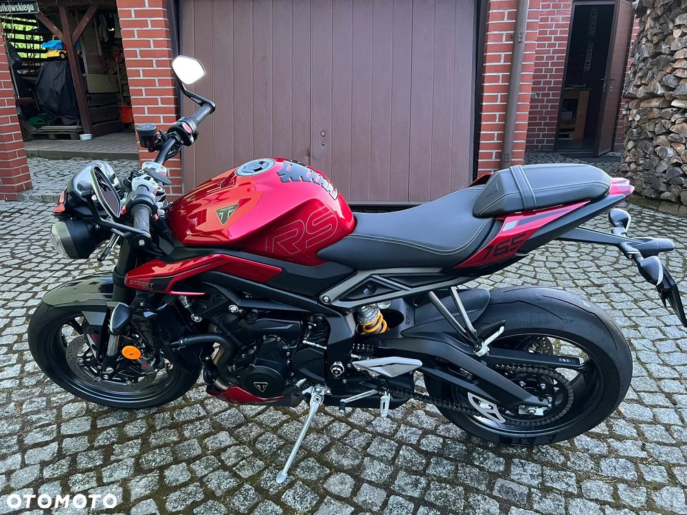Triumph Street Triple - 22