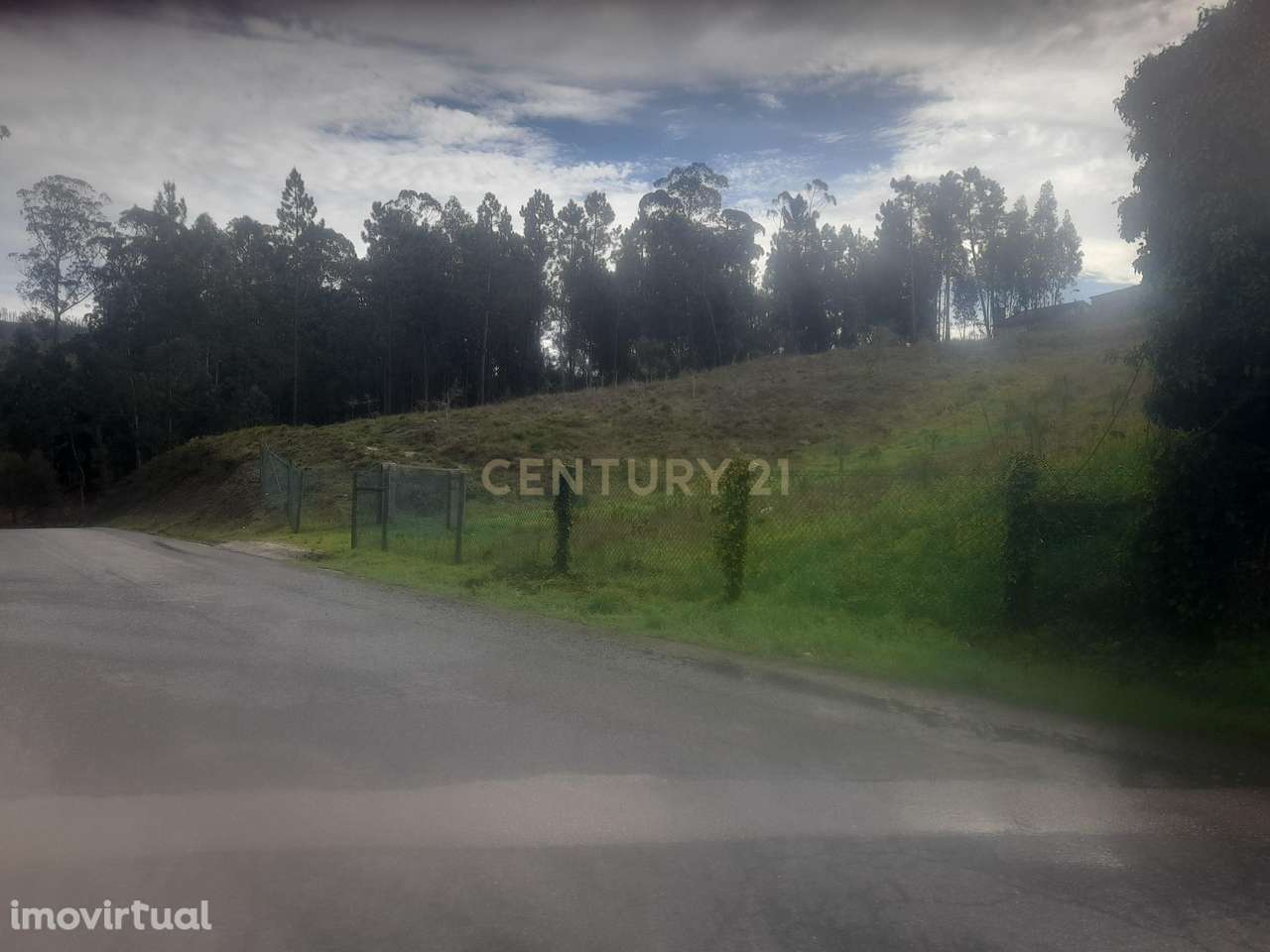 Terreno para construção à saída da IC 9 entre Fátima  e Ourém - Grande imagem: 3/6