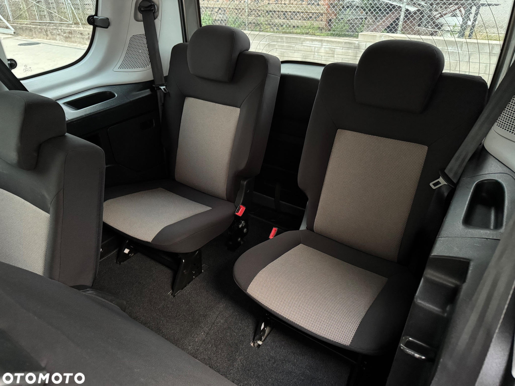 Opel Combo Tour 1.6 CDTI Cosmo - 9