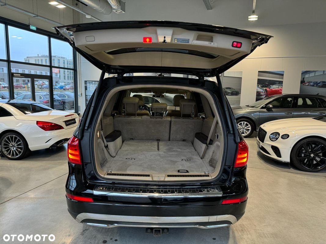 Mercedes-Benz GL 500 4-Matic - 22