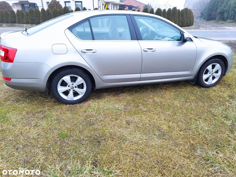 Skoda Octavia 1.8 TSI DSG Ambition - 11