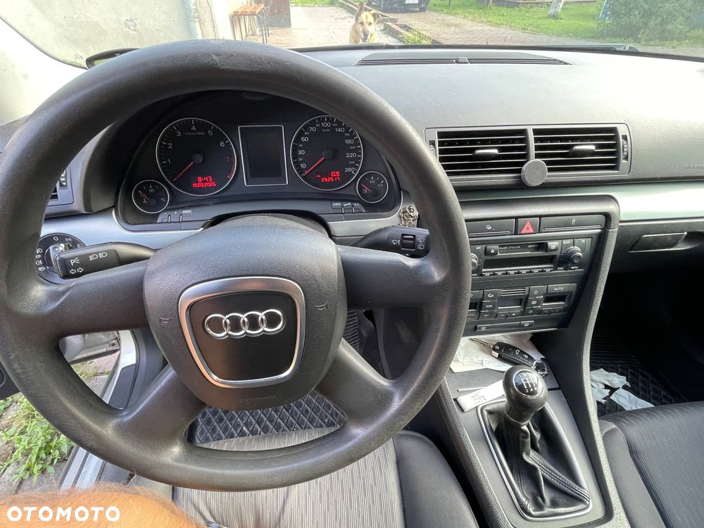 Audi A4 Avant 1.6 - 18