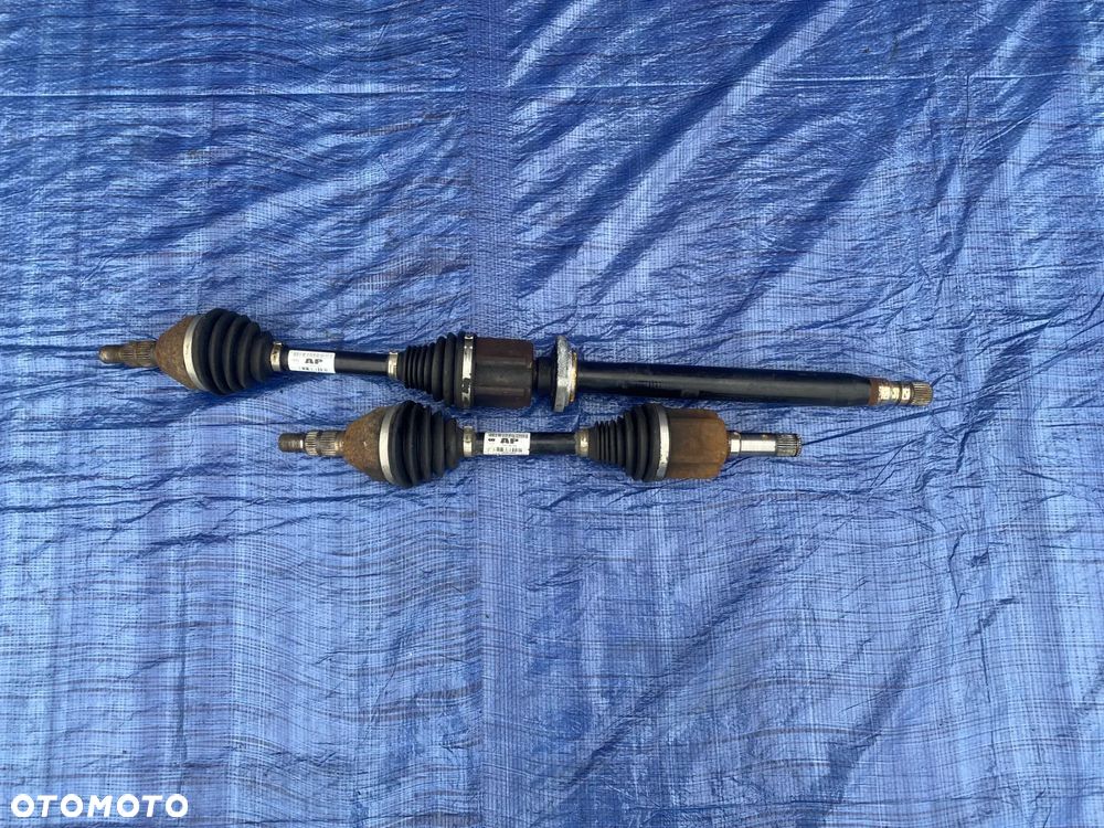 PÓŁOŚ PÓŁ OŚ PRAWY PRAWA LEWY LEWA PRZÓD PRZEDNIA  KRÓTKA DŁUGA  OPEL INSIGNIA A 2.0CDTI AUTOMAT 13228199 - 1