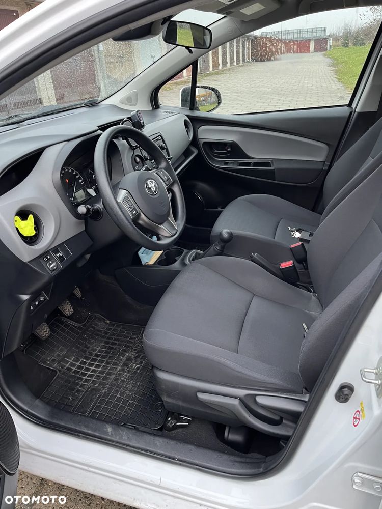 Toyota Yaris 1.0 Active - 9