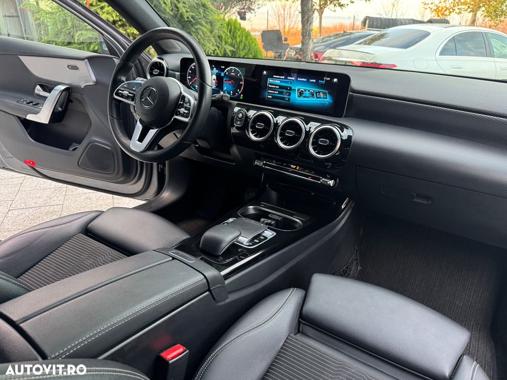 Mercedes-Benz A 180 d 7G-DCT - 10