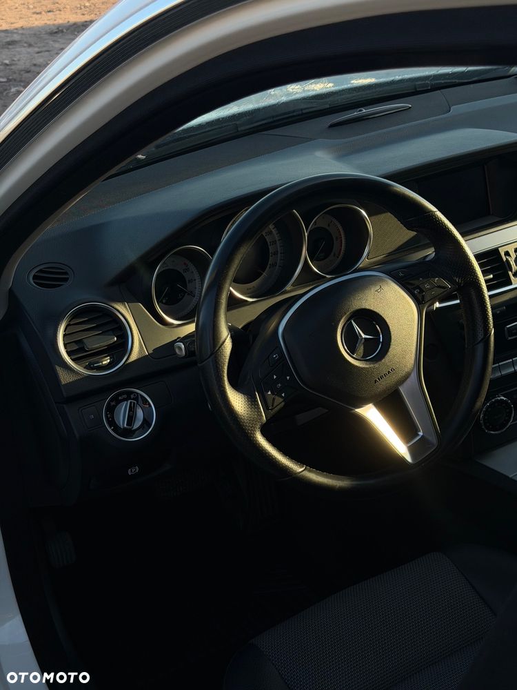 Mercedes-Benz Klasa C - 26