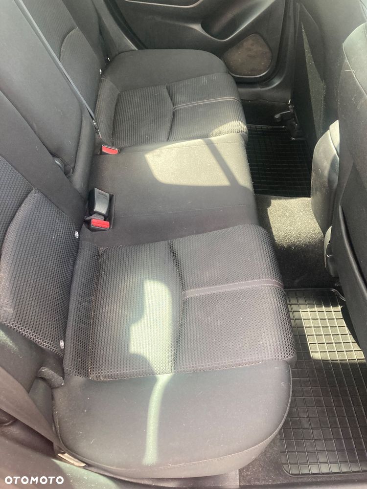 Mazda 3 2.0 Skyenergy EU6 - 16