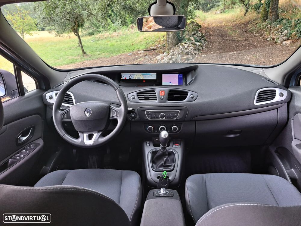 Renault Scénic 1.5 dCi Authentique - 3