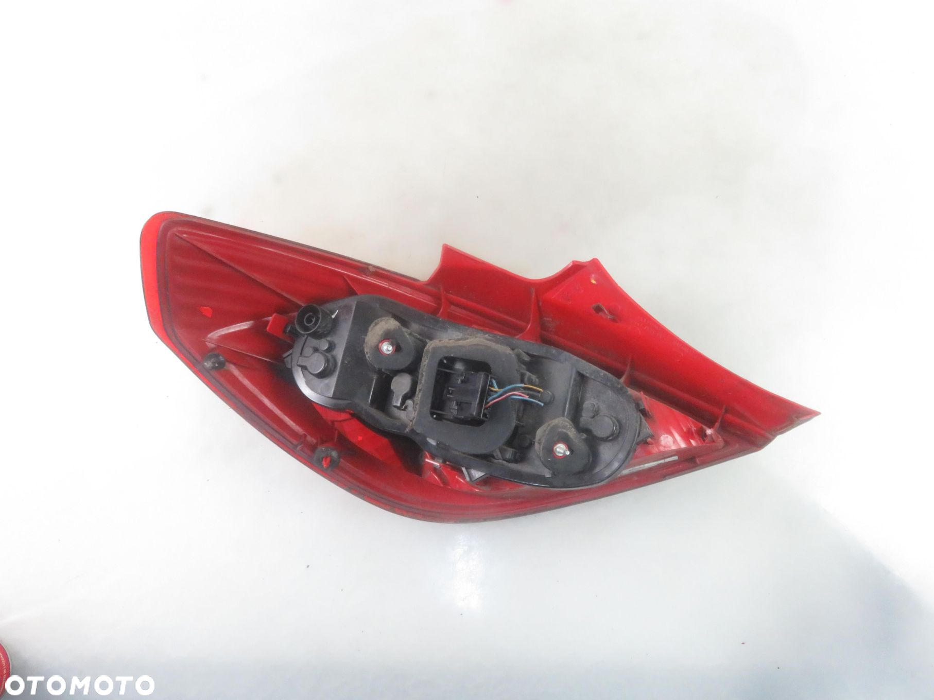 LAMPA PRAWA TYLNA OPEL CORSA D (S07) 89038961A - 4