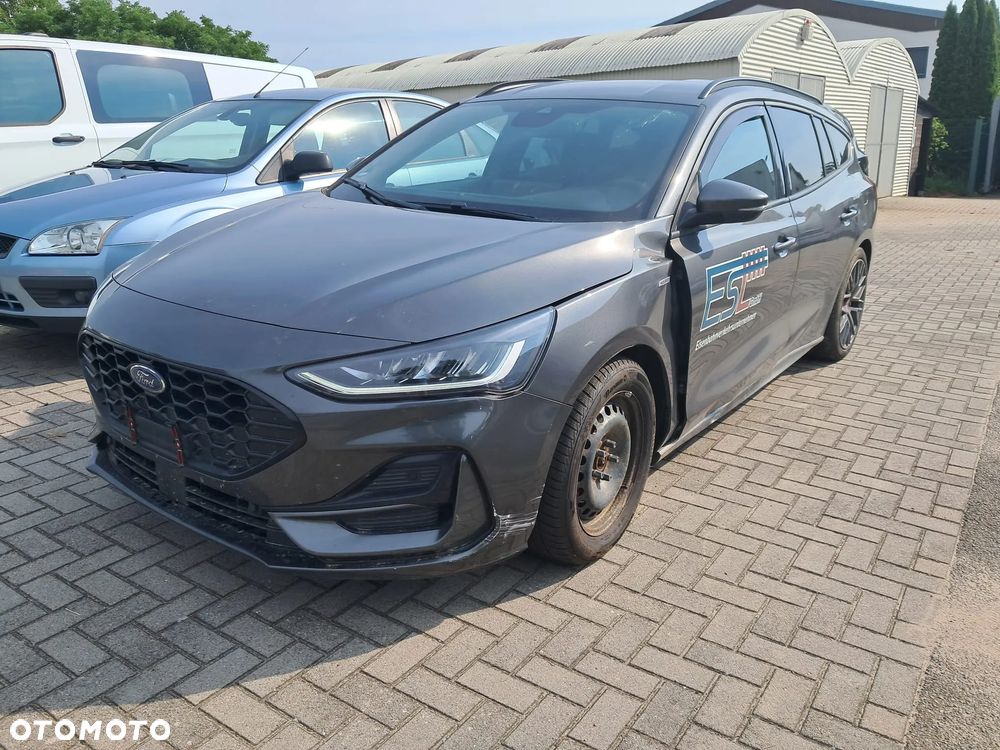 Ford Focus - 1