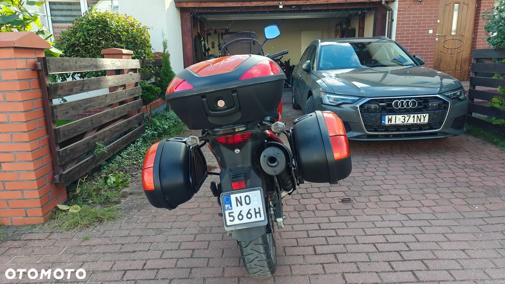 Suzuki V-STROM - 2