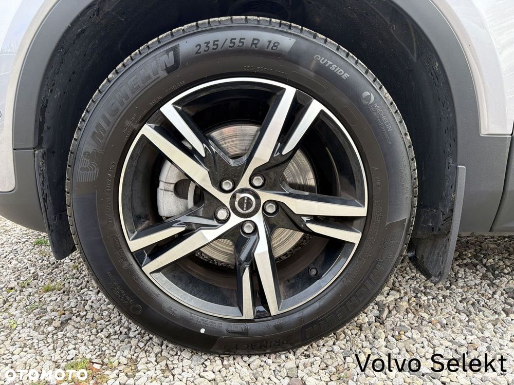 Volvo XC 40 - 33