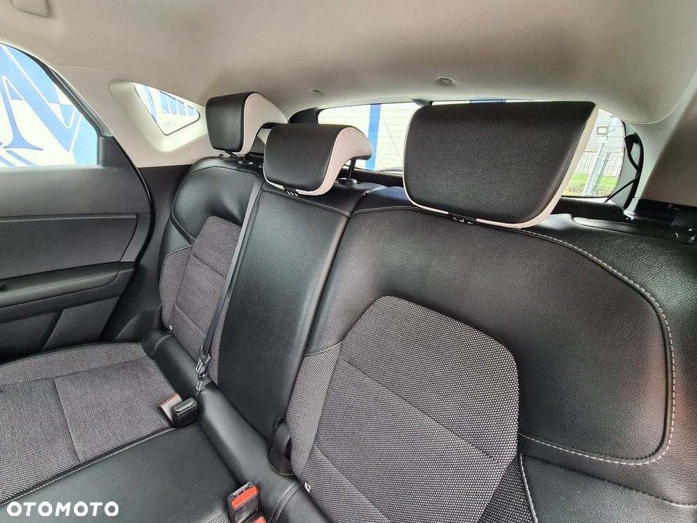 Renault Captur 1.3 TCe mHEV Intens EDC - 25