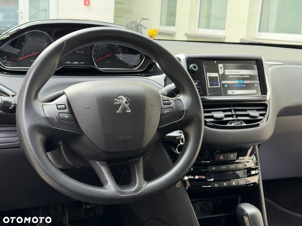 Peugeot 208 PureTech 82 Active - 12