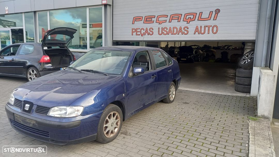 Tablier Seat Cordoba Ibiza 6k2 1.4 de 2000 - 1