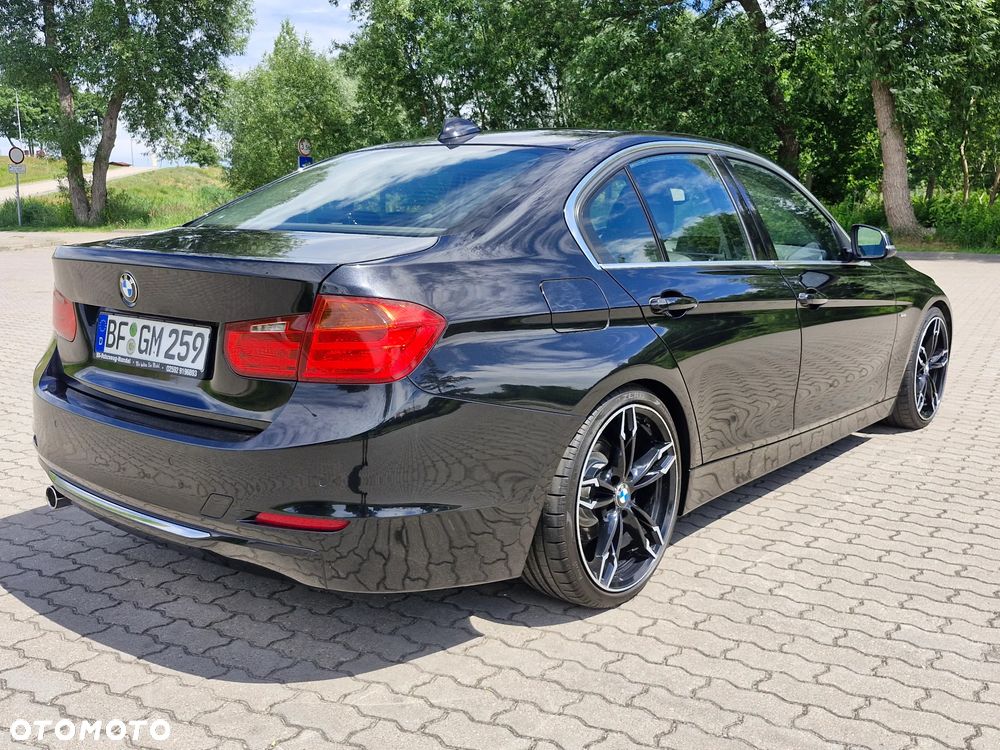BMW Seria 3 318d Blue Performance Luxury Line - 19