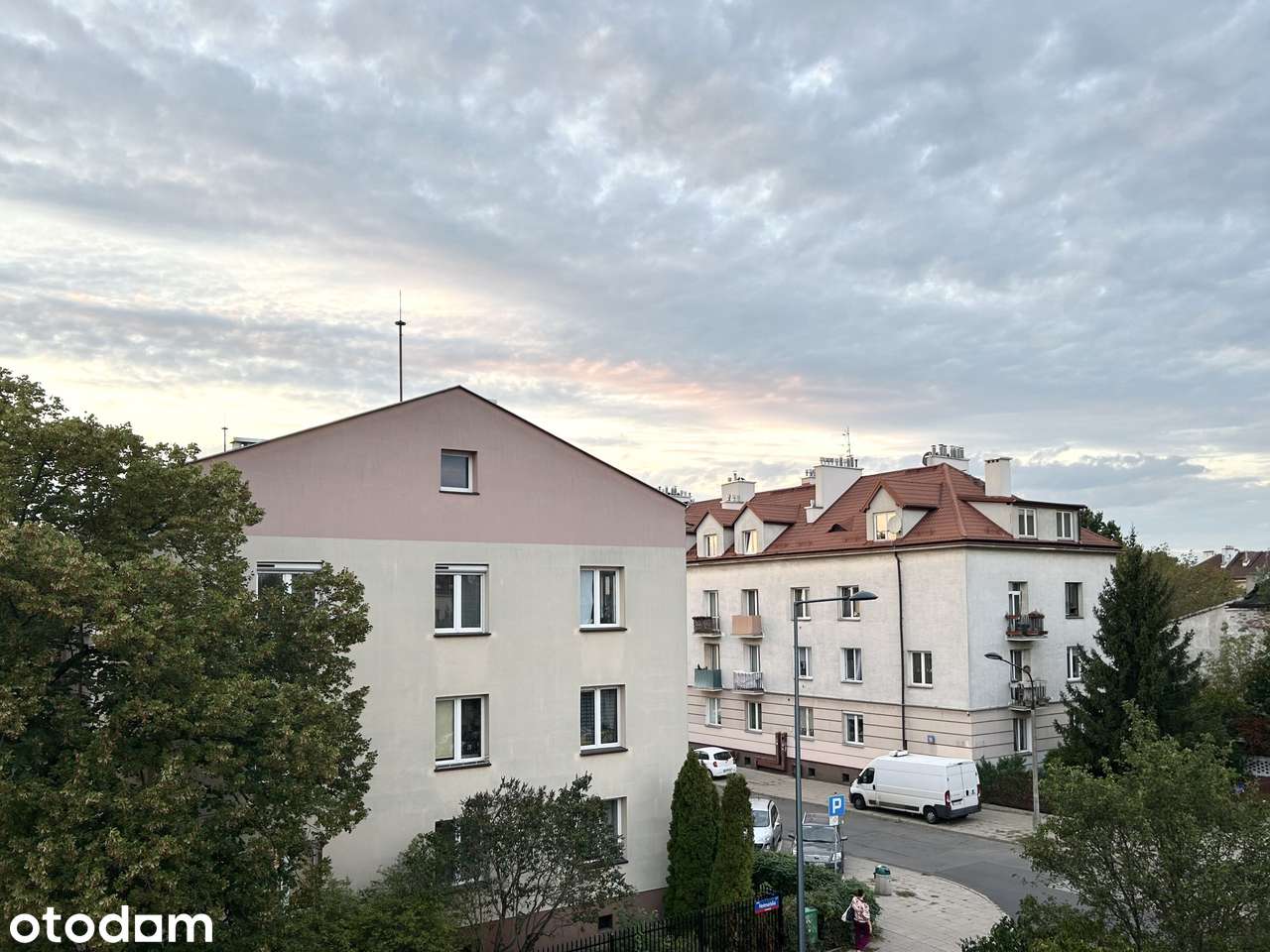 Jasne poddasze z charakterem | 2 pokoje | 52 m² | garaż | Gocławek