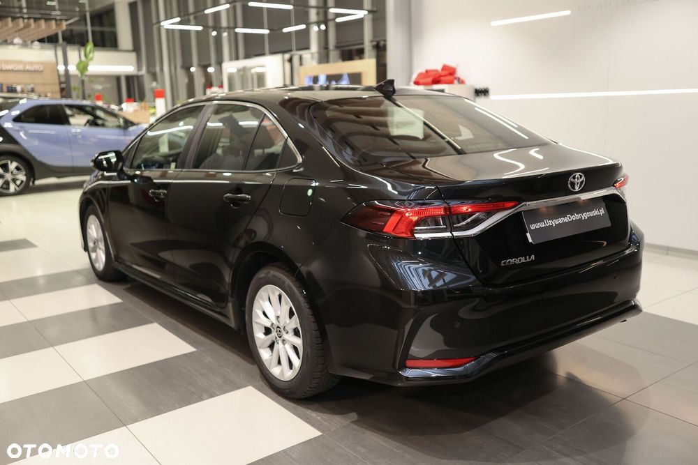 Toyota Corolla - 5