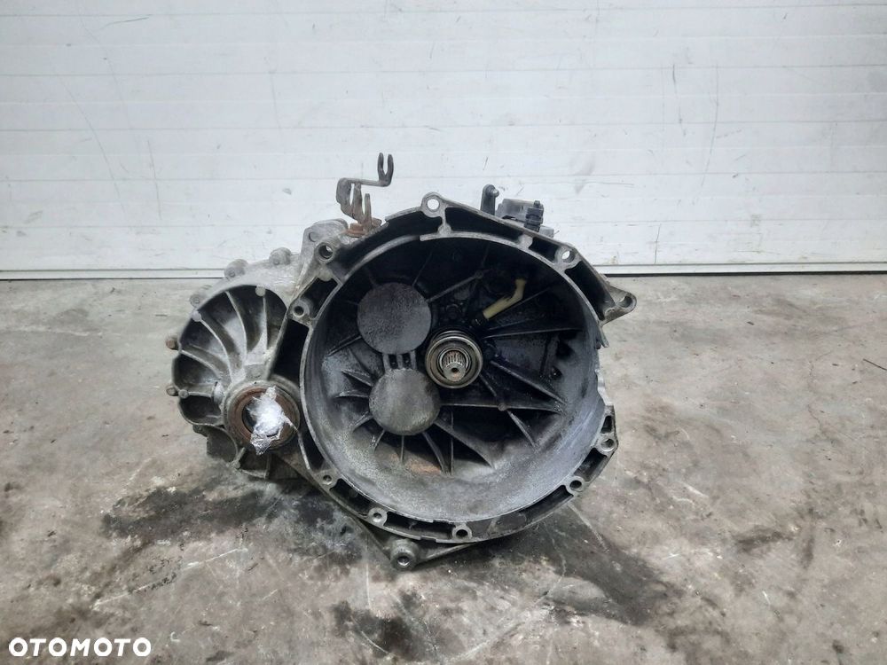 SKRZYNIA BIEGÓW MANUALNA 6 BIEGÓW FORD TRANSIT MK7 2.2 TDCI