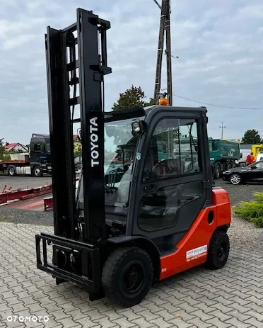 Toyota 02-8FGF25