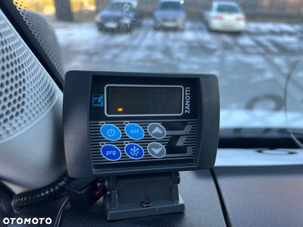 Iveco DAILY 72C170 72-170 72C17 70C 70170 70C17 70C-170 70-170 CHŁODNIA / MROŹNIA ZANOTTI - 14