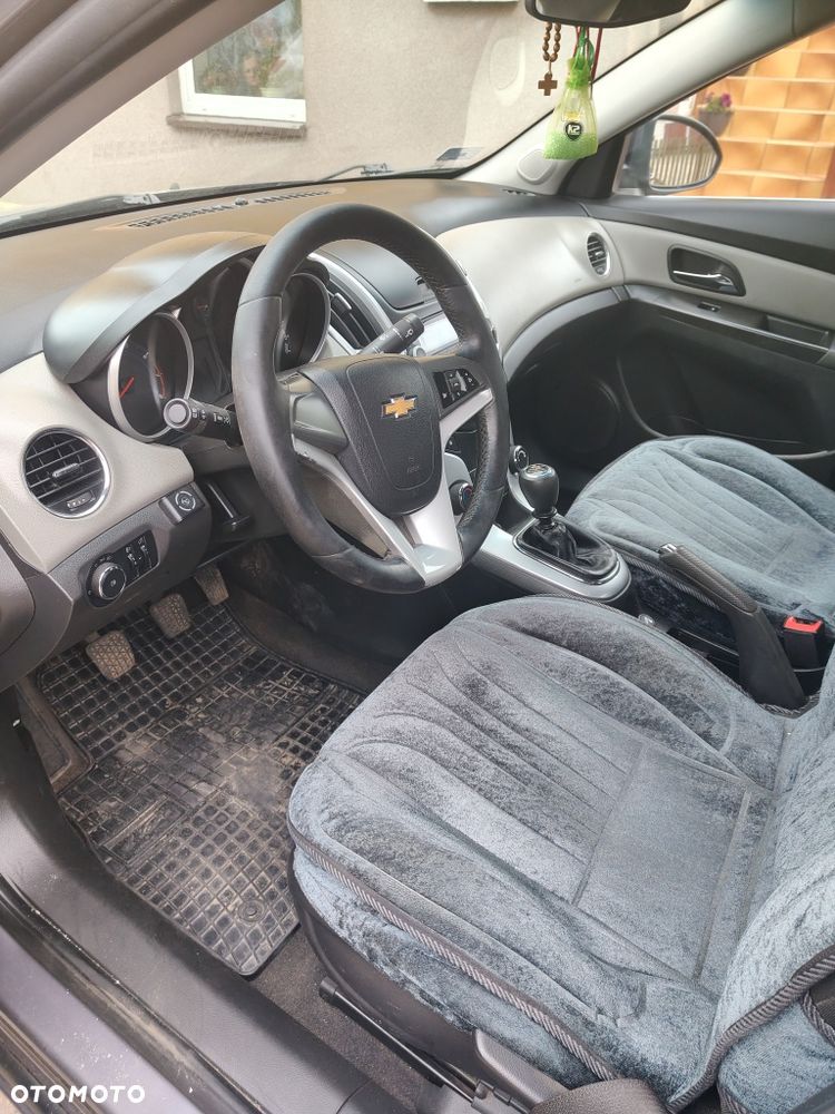 Chevrolet Cruze - 5